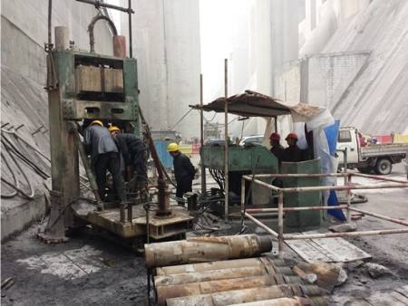 反井鉆機施工多少錢一米？